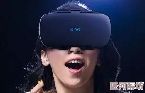 老妇Bbw多毛Hd2025全新VR体验虚拟浪漫之旅震撼来袭